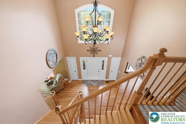 4559 Oakwood Lane, Lower Nazareth Twp, PA 18064