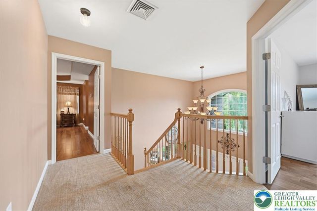 4559 Oakwood Lane, Lower Nazareth Twp, PA 18064