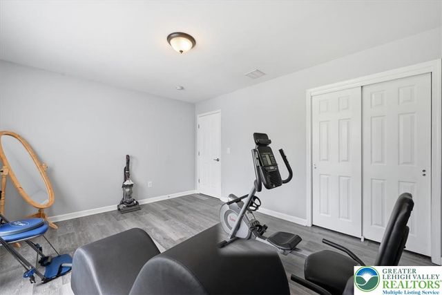 4559 Oakwood Lane, Lower Nazareth Twp, PA 18064