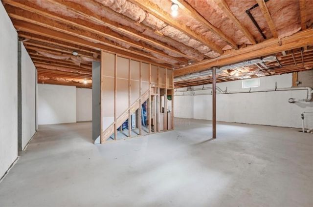 4559 Oakwood Lane, Lower Nazareth Twp, PA 18064