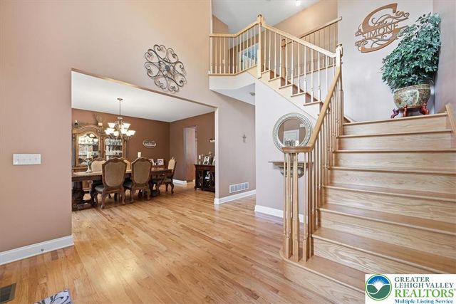 4559 Oakwood Lane, Lower Nazareth Twp, PA 18064