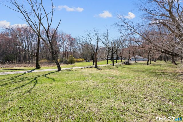 835 Monroe Turnpike, Monroe, CT 06468