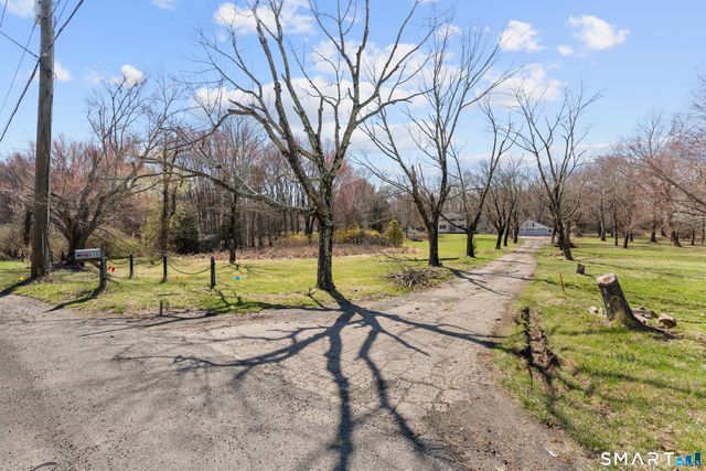 835 Monroe Turnpike, Monroe, CT 06468