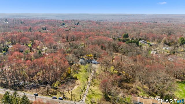 835 Monroe Turnpike, Monroe, CT 06468