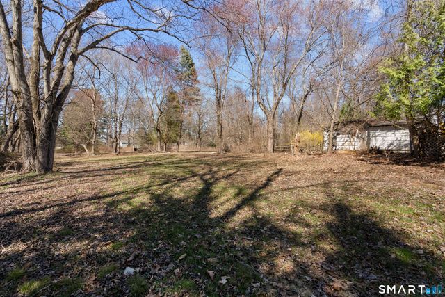 835 Monroe Turnpike, Monroe, CT 06468