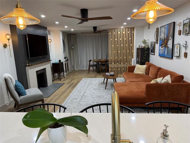 3700 Oaks Clubhouse Drive 103, Pompano Beach, FL 33069
