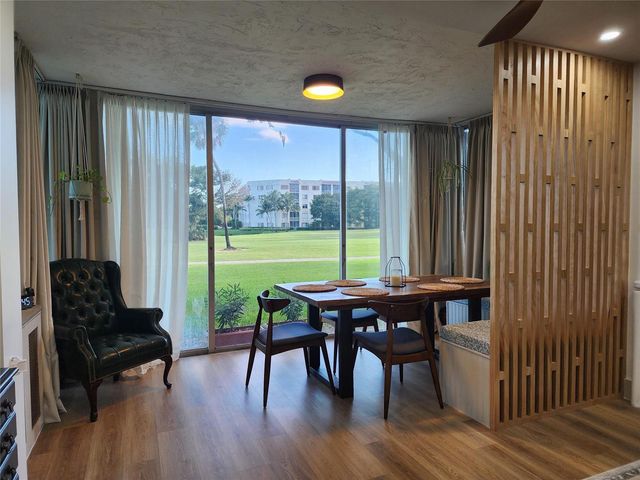 3700 Oaks Clubhouse Drive 103, Pompano Beach, FL 33069