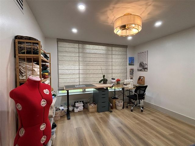 3700 Oaks Clubhouse Drive 103, Pompano Beach, FL 33069