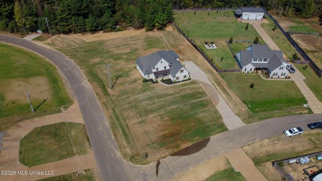 14160 Hidden Loop, Byhalia, MS 38611