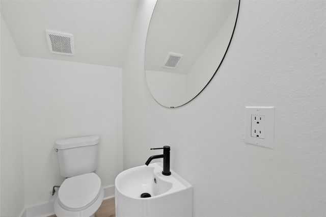 967 Highland Light Lane, Houston, TX 77091