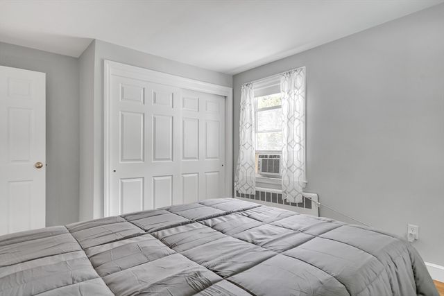 6 Fairview Ter, Woburn, MA 01801