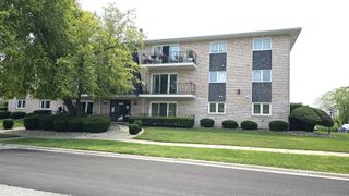7405 Tiffany Drive 2SW, Orland Park, IL 60462