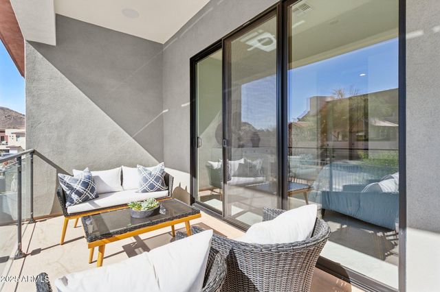 1 EASY Street 15, Carefree, AZ 85377