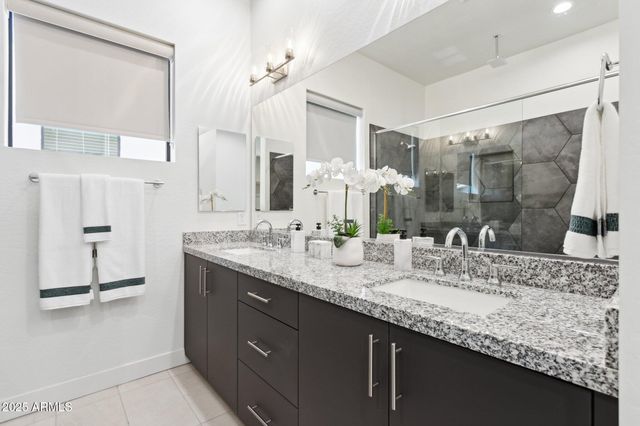 1 EASY Street 15, Carefree, AZ 85377