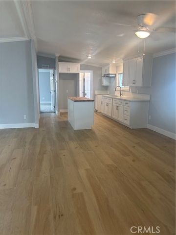 1097 N State Street 10, Hemet, CA 92543