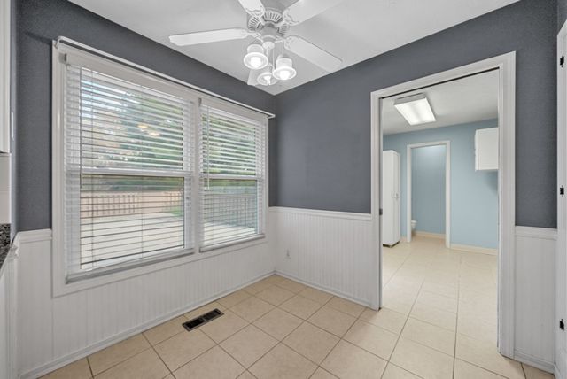 823 Oak Hurst Drive, Hopkinsville, KY 42240