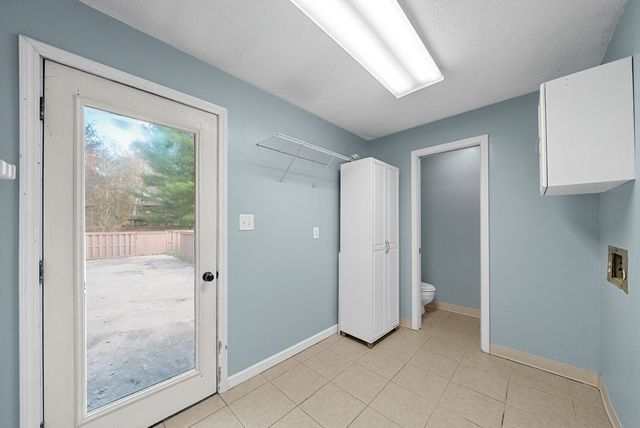 823 Oak Hurst Drive, Hopkinsville, KY 42240