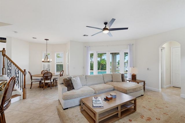 731 Edgebrook Lane, Royal Palm Beach, FL 33411