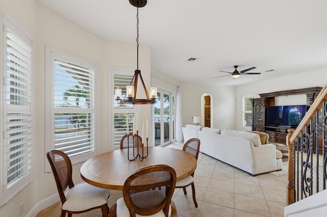731 Edgebrook Lane, Royal Palm Beach, FL 33411