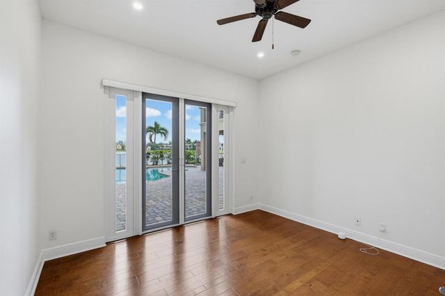 731 Edgebrook Lane, Royal Palm Beach, FL 33411