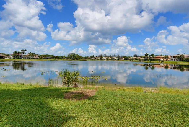 731 Edgebrook Lane, Royal Palm Beach, FL 33411