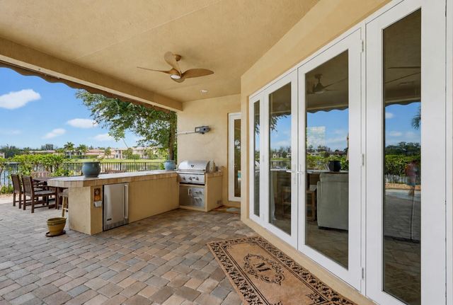 731 Edgebrook Lane, Royal Palm Beach, FL 33411