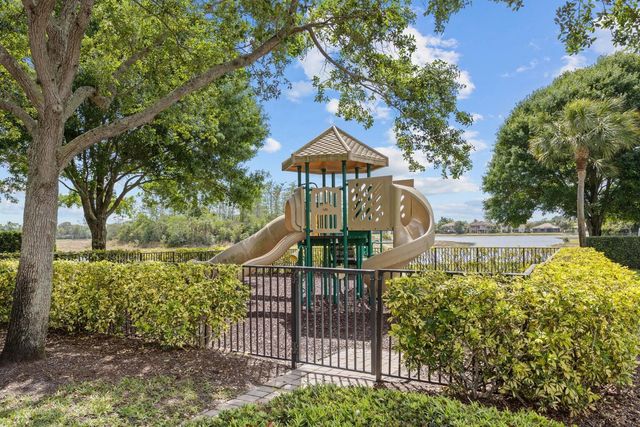 731 Edgebrook Lane, Royal Palm Beach, FL 33411