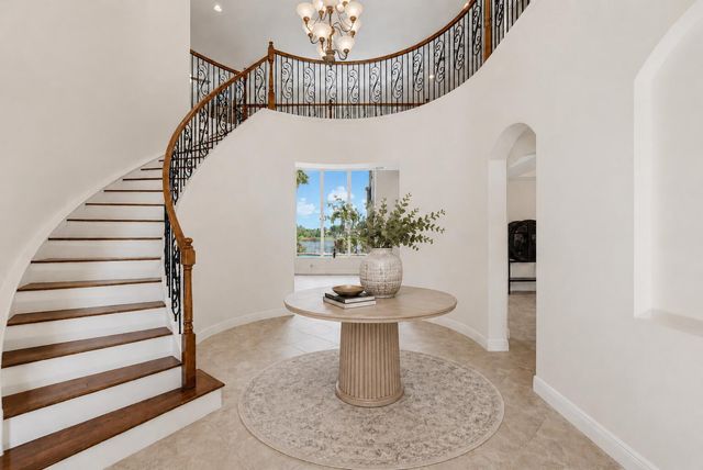 731 Edgebrook Lane, Royal Palm Beach, FL 33411