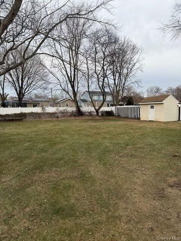 161 Merrill Street, Brentwood, NY 11717