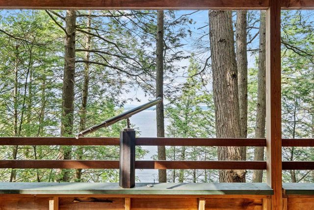 4 Diamond Island, Gilford, NH 03249