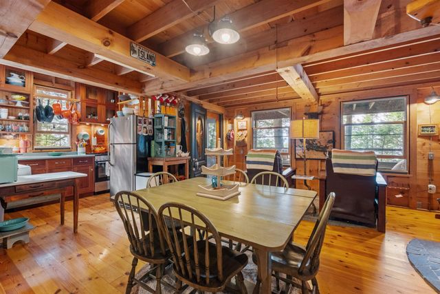 4 Diamond Island, Gilford, NH 03249