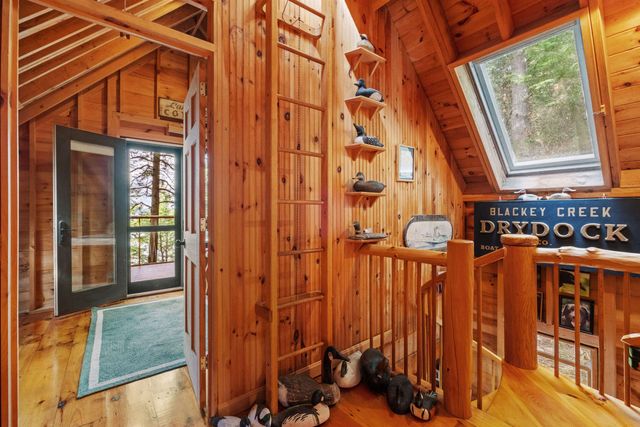 4 Diamond Island, Gilford, NH 03249