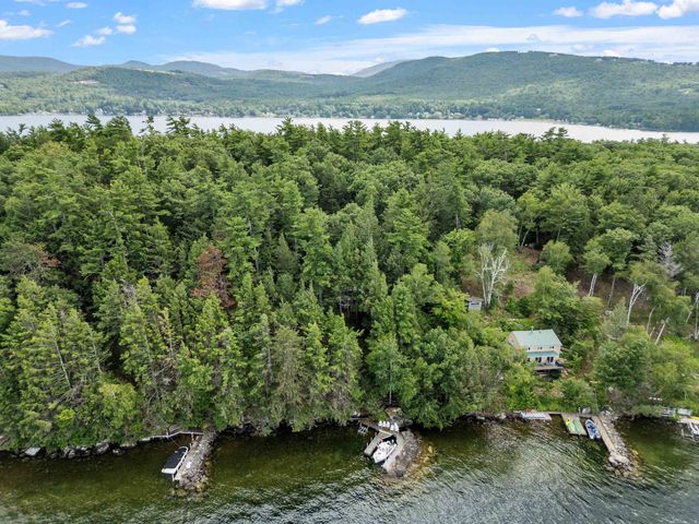 4 Diamond Island, Gilford, NH 03249