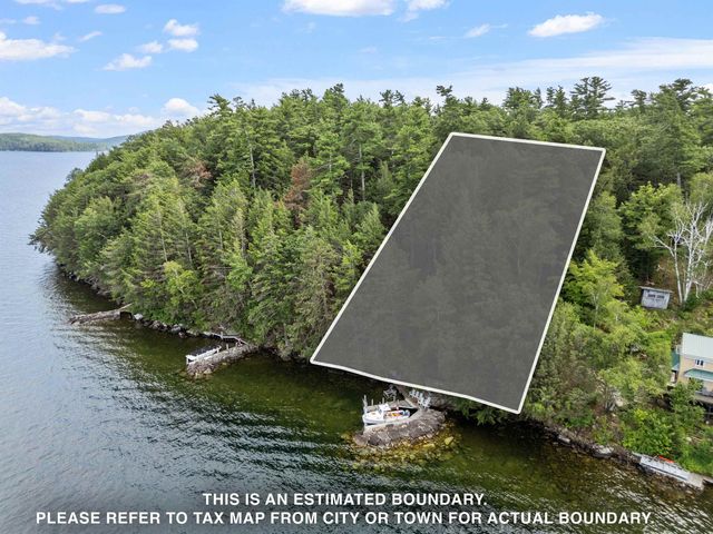 4 Diamond Island, Gilford, NH 03249