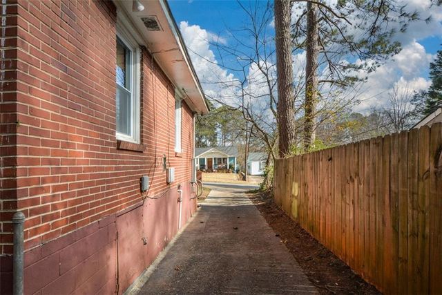 2259 Nelms SW Drive, Atlanta, GA 30315