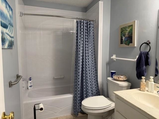 1099 SIMMONS RIDGE DR, Collierville, TN 38017