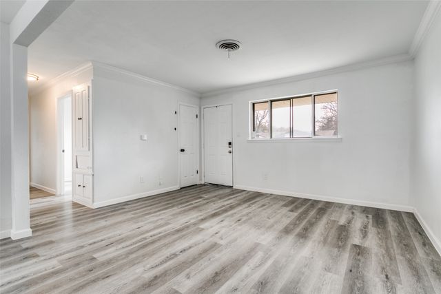 5709 Shipp Drive, Watauga, TX 76148