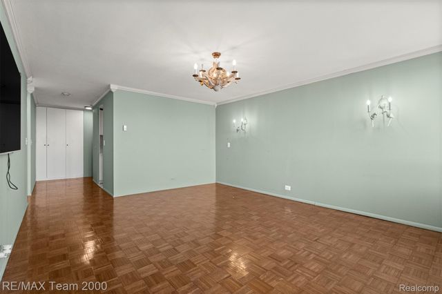 22700 GARRISON Street 1105, Dearborn, MI 48124