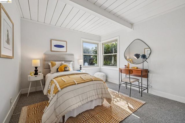 5850 Hazel Ave, Richmond, CA 94805