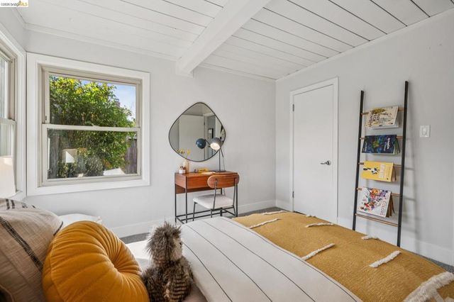 5850 Hazel Ave, Richmond, CA 94805