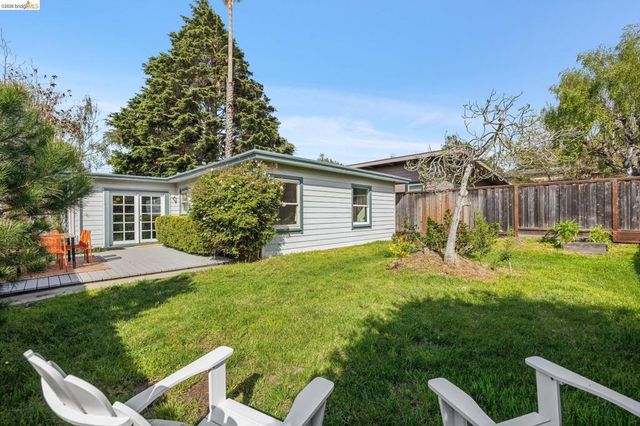 5850 Hazel Ave, Richmond, CA 94805