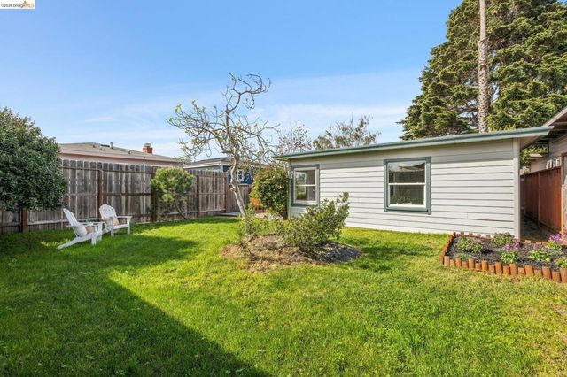 5850 Hazel Ave, Richmond, CA 94805