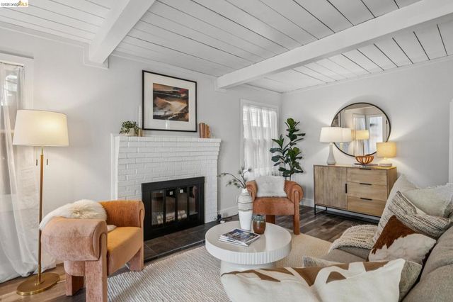 5850 Hazel Ave, Richmond, CA 94805