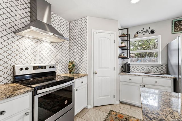 1141 High Point Ln, Spring Branch, TX 78070