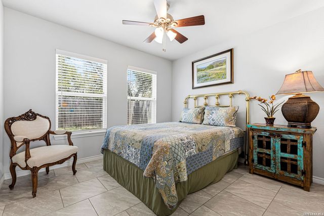 1141 High Point Ln, Spring Branch, TX 78070