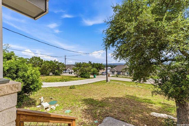 1141 High Point Ln, Spring Branch, TX 78070