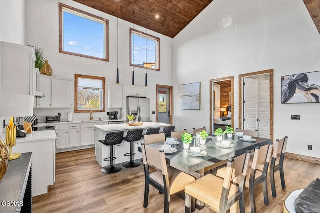 814 Davenport Road, Gatlinburg, TN 37738