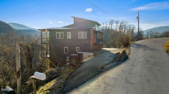 814 Davenport Road, Gatlinburg, TN 37738