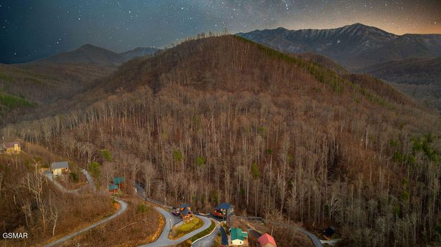 814 Davenport Road, Gatlinburg, TN 37738