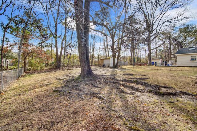 1028 Orleans Road, Charleston, SC 29407